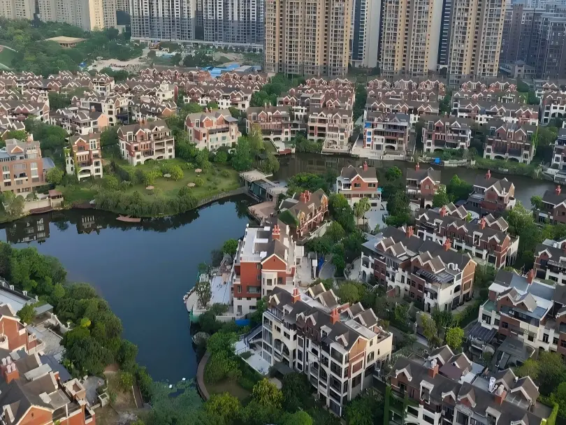 碧桂园 - 翡翠山城综合体峰汇机电项目