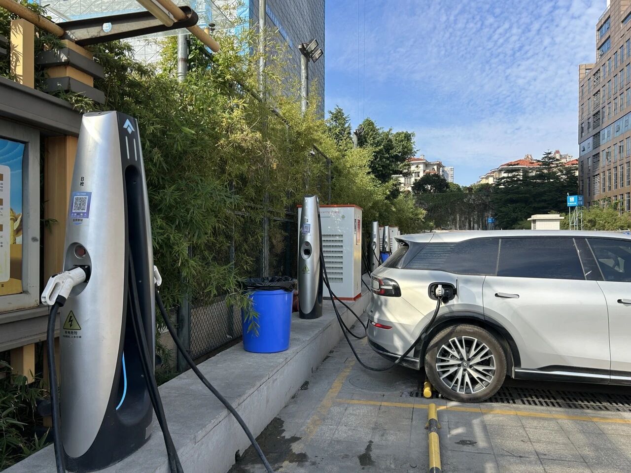 天河铁路投资大厦充电桩项目 天河铁路投资大厦充电桩项目